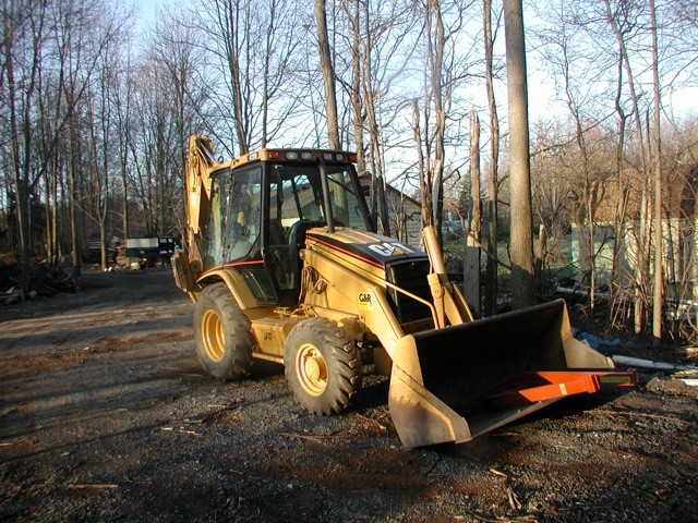 2002Cat420D 003